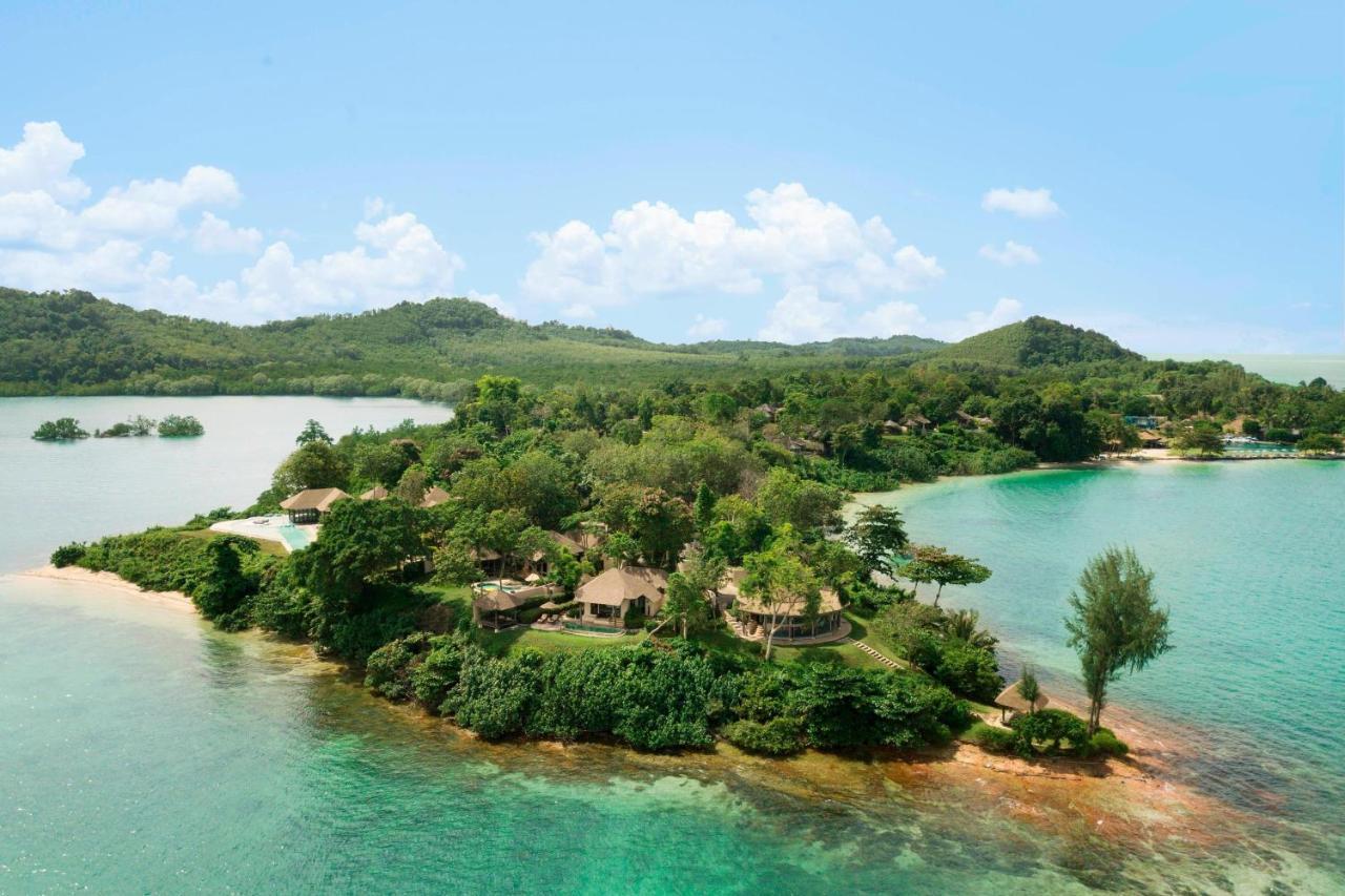 The Naka Island, A Luxury Collection & Spa, Tempat peranginan